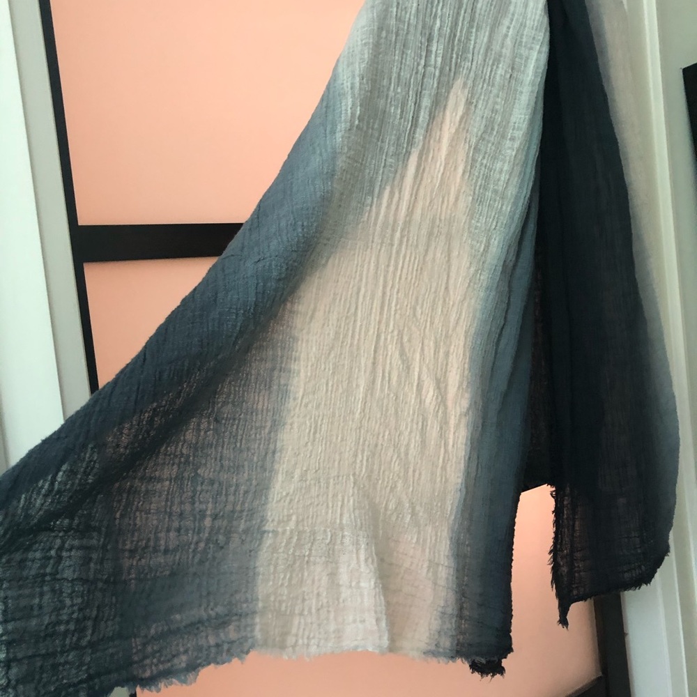 Wrap - Picture 4 of 5